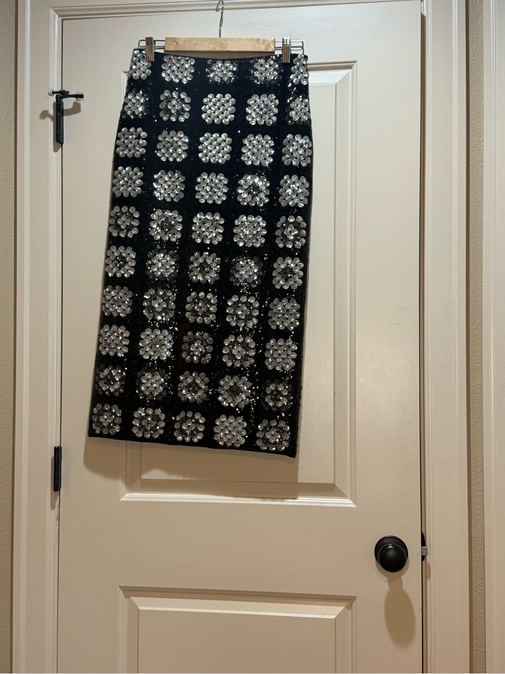 Black Sequin-Embellished Pencil Skirt